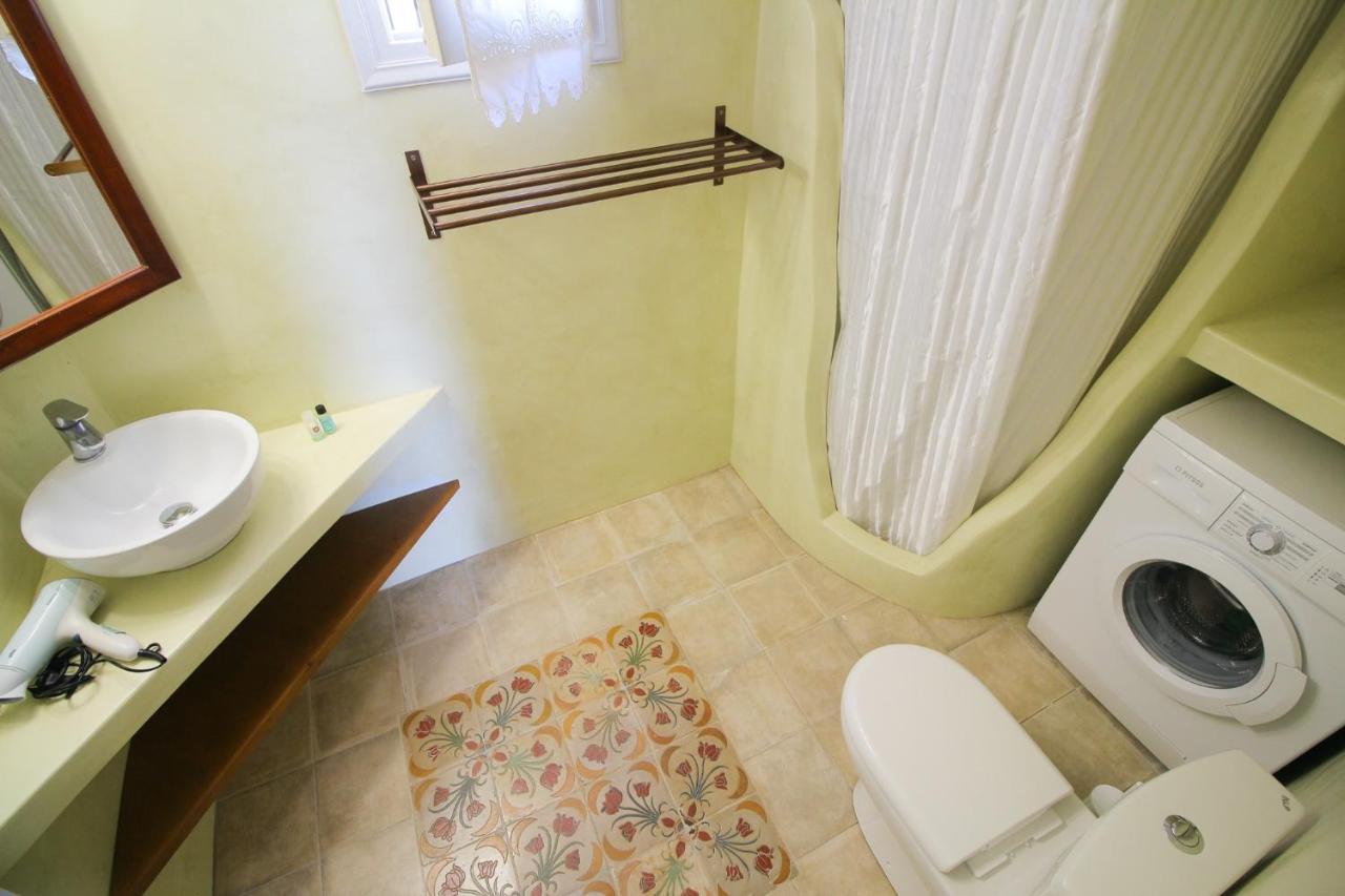 Villa With View Of Agios Ioannis And Pool With Jacuzzi Exterior photo